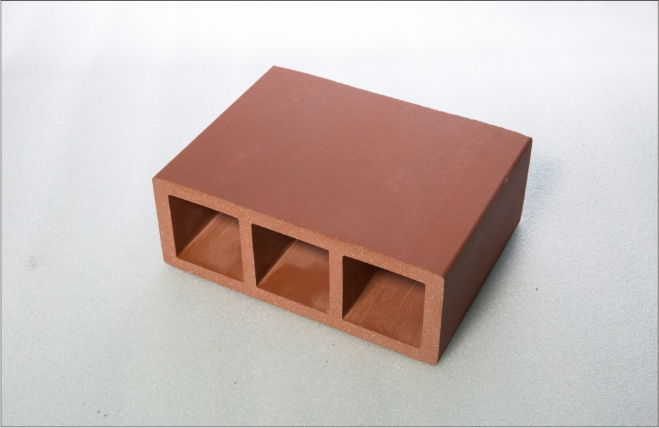 大三孔陶砖 Large 3-hole pottery brick